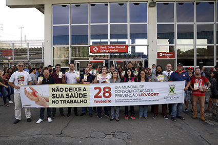 Bancários do ABC participam de atividade de Prevenção a Ler/DORT