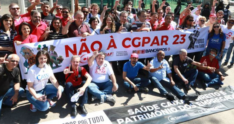 Trabalhadores de empresas públicas fazem ato em Brasília para defender direito à saúde