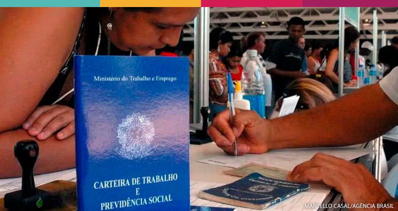 Oposição derrota governo nas regras do abono salarial; Senado retoma votação