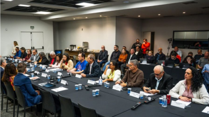 Fenaban apresenta proposta com perda salarial e de direitos. Comando dos Bancários rejeita