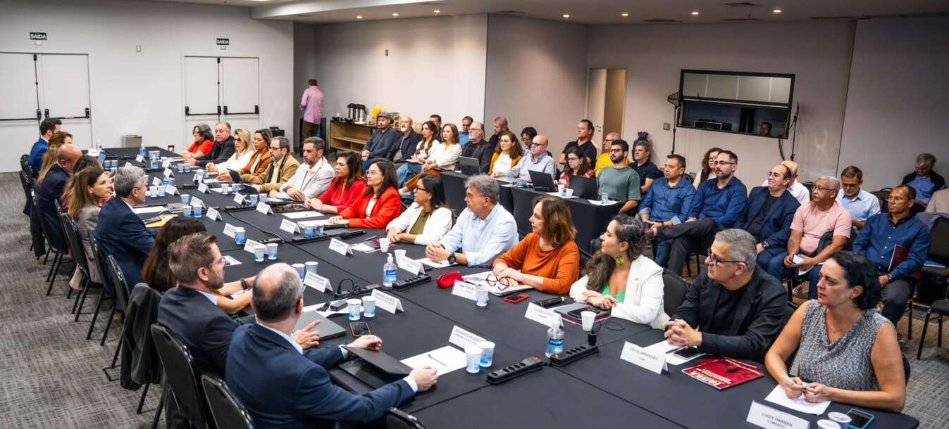 8ª rodada de negociação: categoria aumenta pressão sobre a Fenaban por avanços