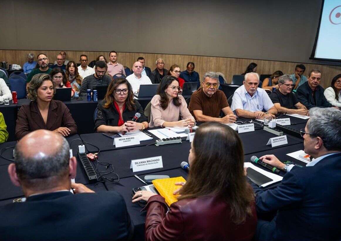 Fenaban volta à mesa de negociação