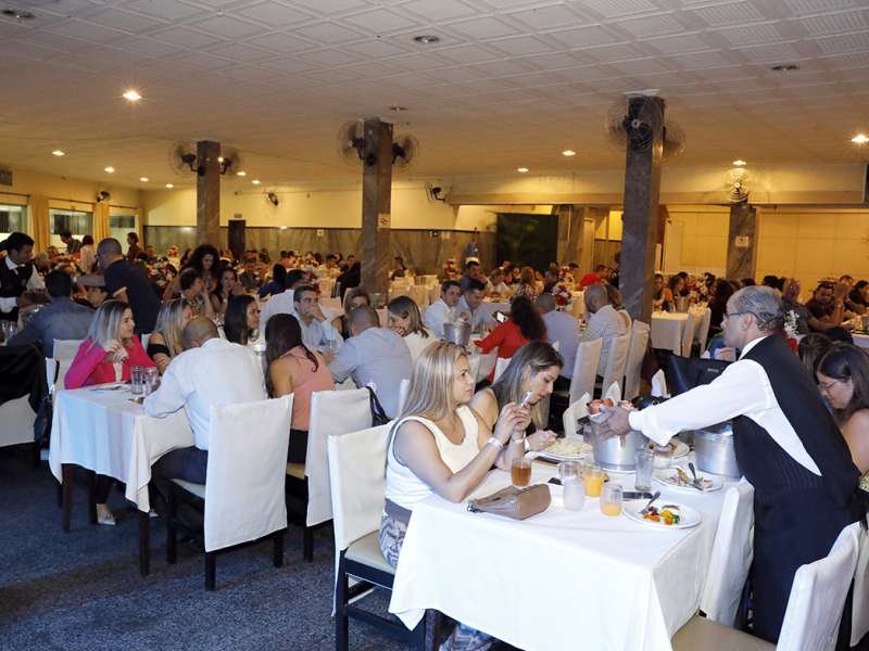 Jantar das agências 100% sindicalizadas no  Sindicato dos Bancários do ABC no restaurante Florestal. Avenida Maria Servidei Demarchi, 2.998 - São Bernardo do Campo/SP. Brasil_22_03_2018. Fotos Dino Santos.