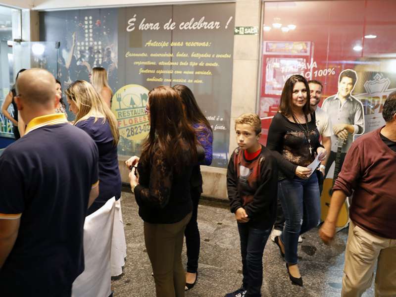 Jantar das agências 100% sindicalizadas no  Sindicato dos Bancários do ABC no restaurante Florestal. Avenida Maria Servidei Demarchi, 2.998 - São Bernardo do Campo/SP. Brasil_22_03_2018. Fotos Dino Santos.