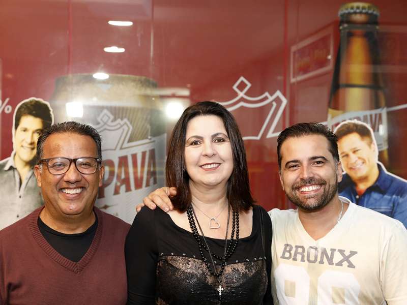 Jantar das agências 100% sindicalizadas no  Sindicato dos Bancários do ABC no restaurante Florestal. Avenida Maria Servidei Demarchi, 2.998 - São Bernardo do Campo/SP. Brasil_22_03_2018. Fotos Dino Santos.