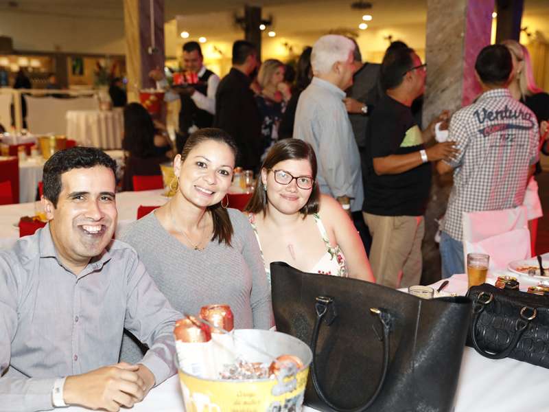 Jantar das agências 100% sindicalizadas no  Sindicato dos Bancários do ABC no restaurante Florestal. Avenida Maria Servidei Demarchi, 2.998 - São Bernardo do Campo/SP. Brasil_22_03_2018. Fotos Dino Santos.