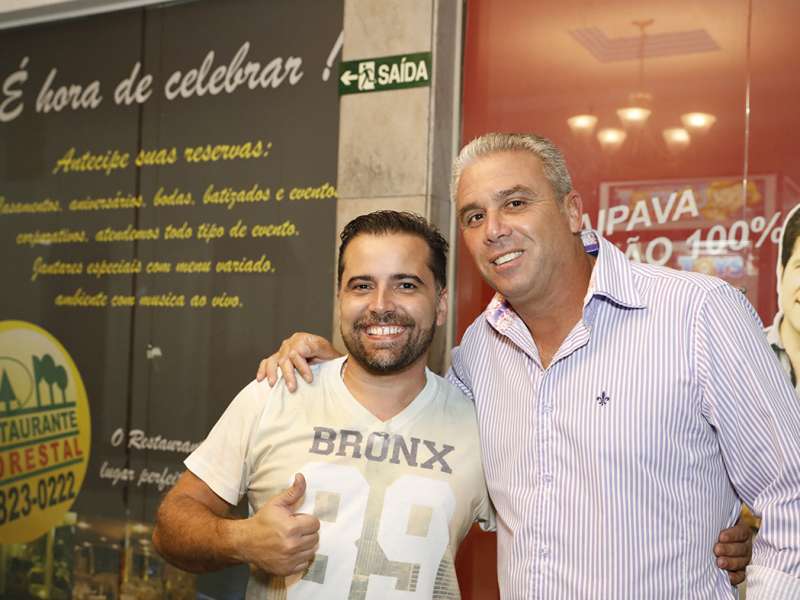 Jantar das agências 100% sindicalizadas no  Sindicato dos Bancários do ABC no restaurante Florestal. Avenida Maria Servidei Demarchi, 2.998 - São Bernardo do Campo/SP. Brasil_22_03_2018. Fotos Dino Santos.