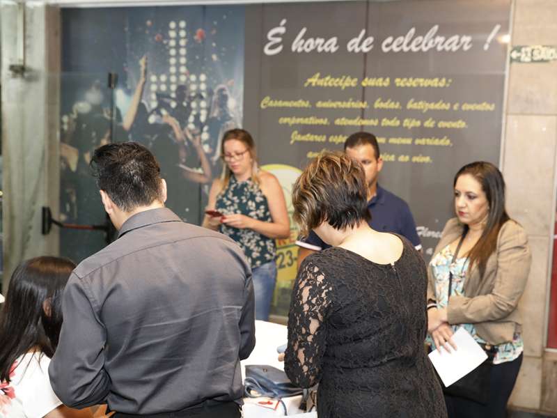 Jantar das agências 100% sindicalizadas no  Sindicato dos Bancários do ABC no restaurante Florestal. Avenida Maria Servidei Demarchi, 2.998 - São Bernardo do Campo/SP. Brasil_22_03_2018. Fotos Dino Santos.