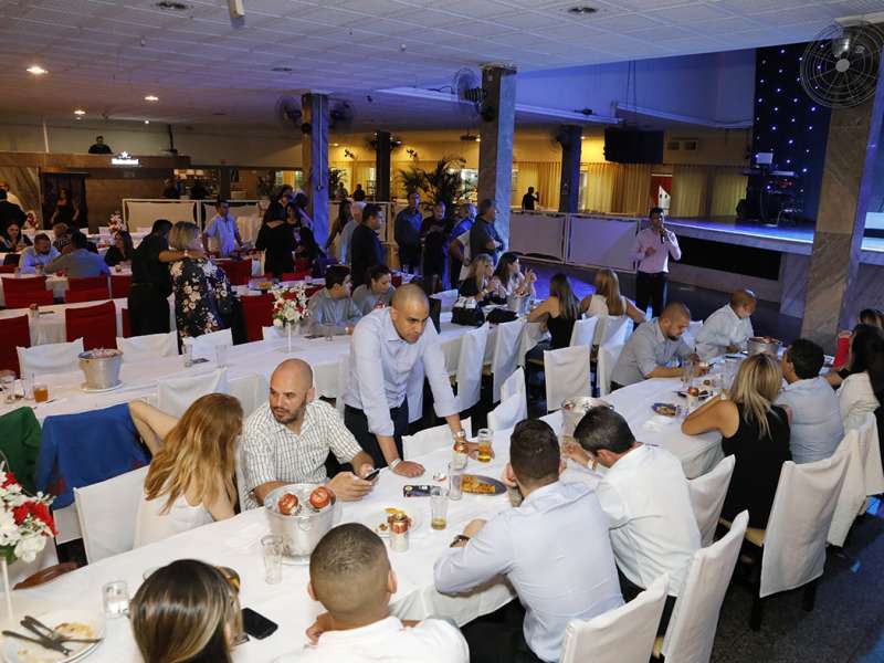 Jantar das agências 100% sindicalizadas no  Sindicato dos Bancários do ABC no restaurante Florestal. Avenida Maria Servidei Demarchi, 2.998 - São Bernardo do Campo/SP. Brasil_22_03_2018. Fotos Dino Santos.
