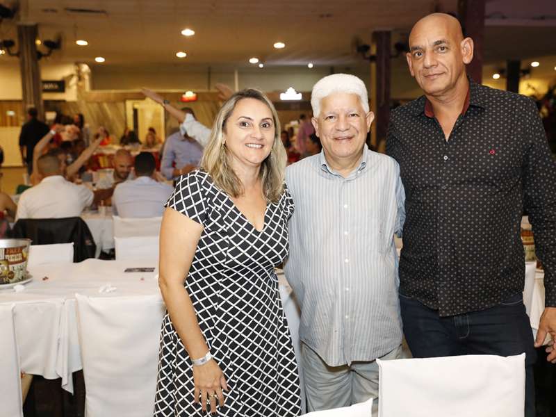Jantar das agências 100% sindicalizadas no  Sindicato dos Bancários do ABC no restaurante Florestal. Avenida Maria Servidei Demarchi, 2.998 - São Bernardo do Campo/SP. Brasil_22_03_2018. Fotos Dino Santos.