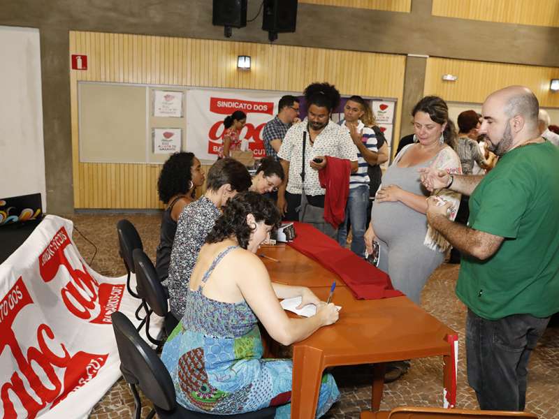 Lançamento do livro Ponto Segredo.Ponto Corrente no centro de formação dos Bancários do ABC. Rua Cavier de Toledo, 268 - Centro de Santo André/SP. Brasil_23_03_2018. Fotos Dino Santos.