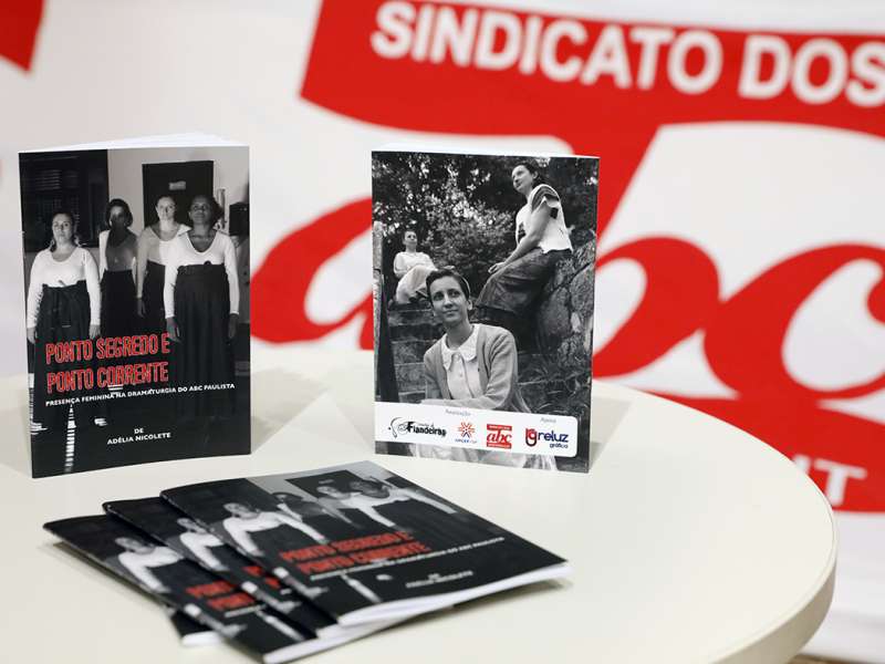 Lançamento do livro Ponto Segredo.Ponto Corrente no centro de formação dos Bancários do ABC. Rua Cavier de Toledo, 268 - Centro de Santo André/SP. Brasil_23_03_2018. Fotos Dino Santos.