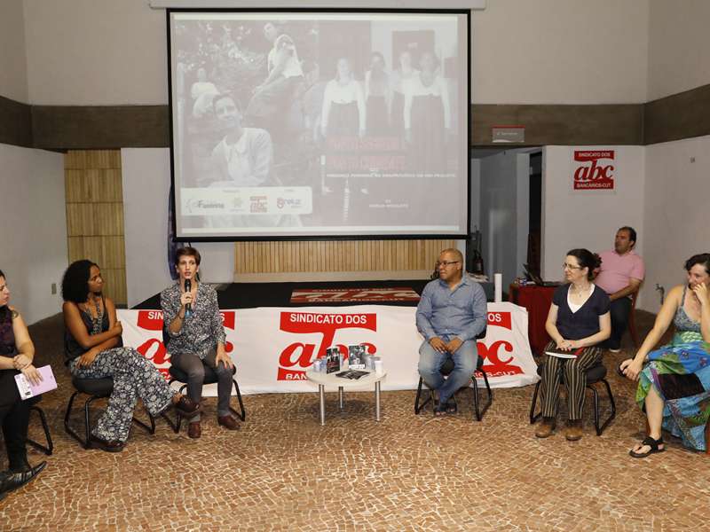 Lançamento do livro Ponto Segredo.Ponto Corrente no centro de formação dos Bancários do ABC. Rua Cavier de Toledo, 268 - Centro de Santo André/SP. Brasil_23_03_2018. Fotos Dino Santos.