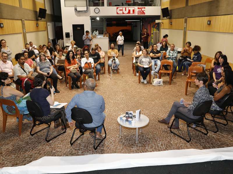 Lançamento do livro Ponto Segredo.Ponto Corrente no centro de formação dos Bancários do ABC. Rua Cavier de Toledo, 268 - Centro de Santo André/SP. Brasil_23_03_2018. Fotos Dino Santos.