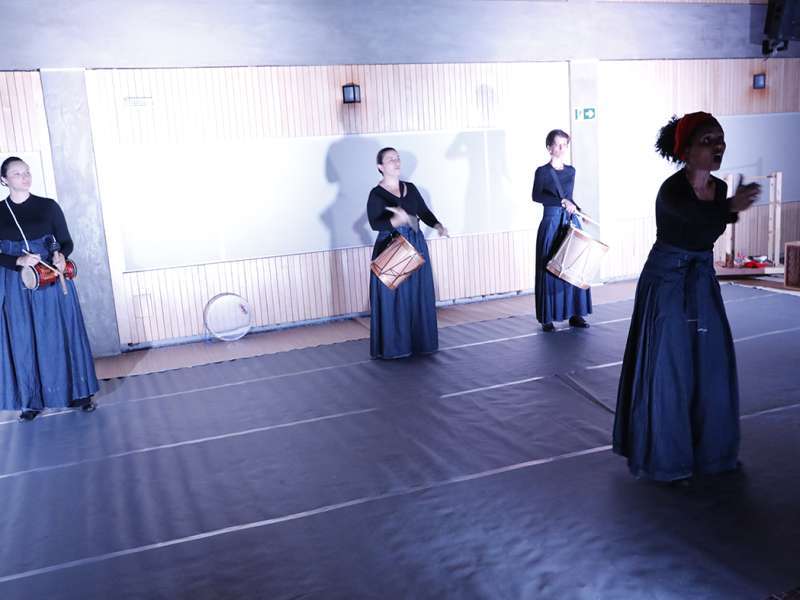 Apresentação da peça de teatro ponto corrente no centro de formação dos Bancários do ABC. Rua Cavier de Toledo, 268 - Centro de Santo André/SP. Brasil_25_03_2018. Fotos Dino Santos.