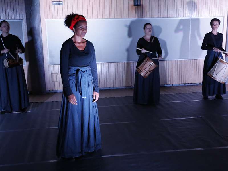 Apresentação da peça de teatro ponto corrente no centro de formação dos Bancários do ABC. Rua Cavier de Toledo, 268 - Centro de Santo André/SP. Brasil_25_03_2018. Fotos Dino Santos.