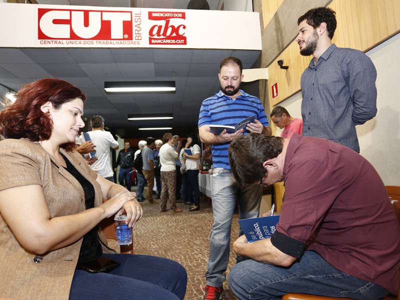 04-13-2018 lanamento do livro se publico 2