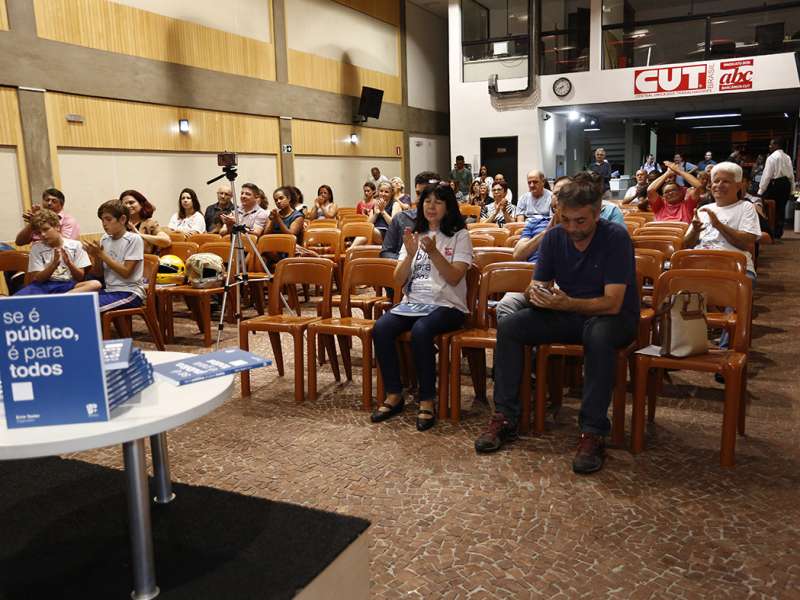 04-13-2018 lanamento do livro se publico 38