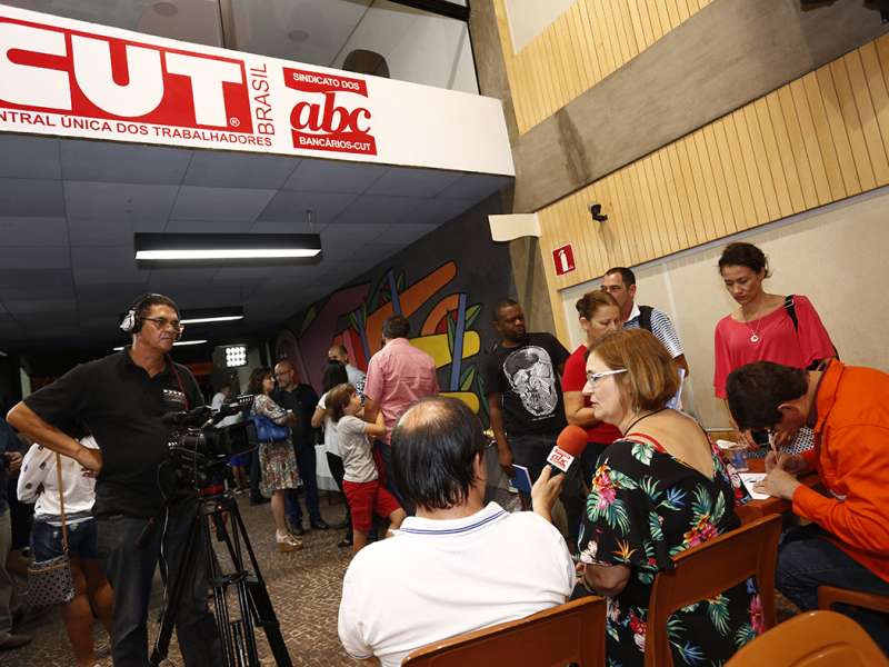 04-13-2018 lanamento do livro se publico 46