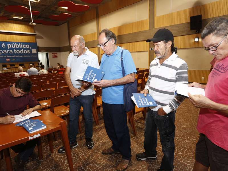 04-13-2018 lanamento do livro se publico 8