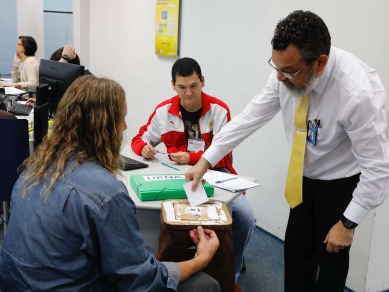 04-17-2018 primeiro dia da eleio sindical 47