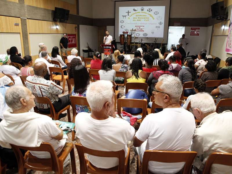 3º Celebração Inter-religioso realizado no Centro de Formação dos Bancários do ABC. Rua Xavier de Toledo, 264 - Centro de Santo André/SP. Brasil_07_12_2017. Fotos Dino Santos.