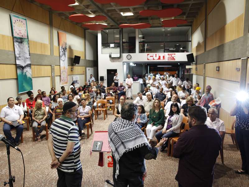 3º Celebração Inter-religioso realizado no Centro de Formação dos Bancários do ABC. Rua Xavier de Toledo, 264 - Centro de Santo André/SP. Brasil_07_12_2017. Fotos Dino Santos.