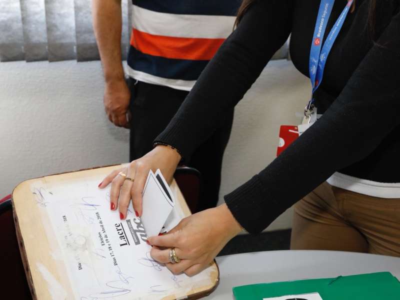 230bc7a7-f1e9-40de-a64d-96435eb7e877