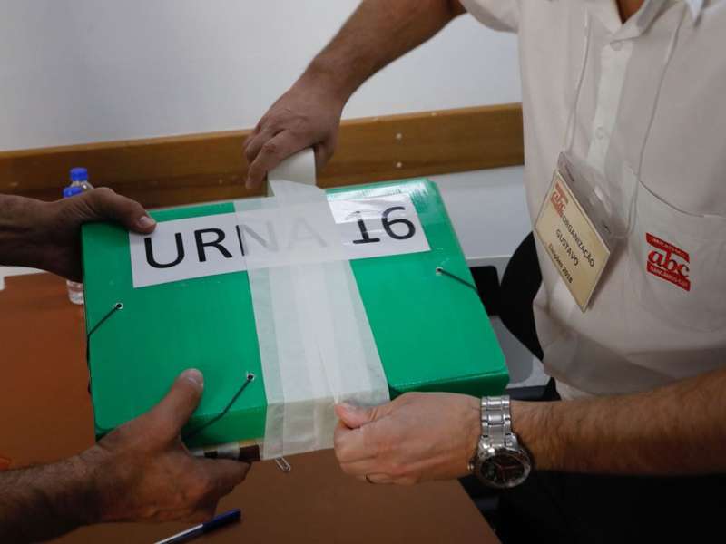 3ba52816-627b-43cc-b79c-9248f60c3a2c