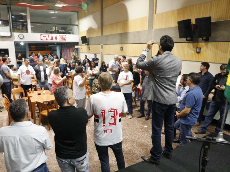 48b29388-3686-4c4f-b8f1-1ebe0b9d3450