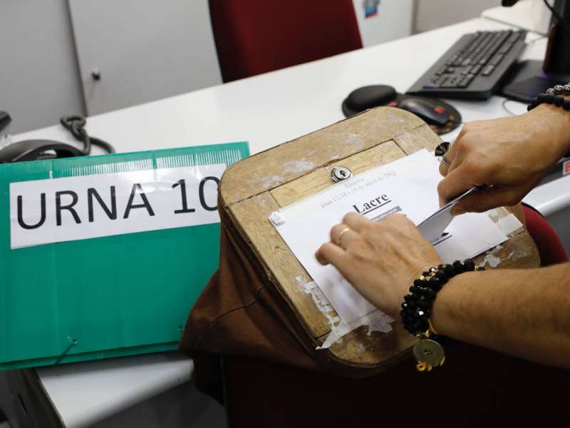 6b390625-ebae-4e04-bb0f-06a01dfa7cb1