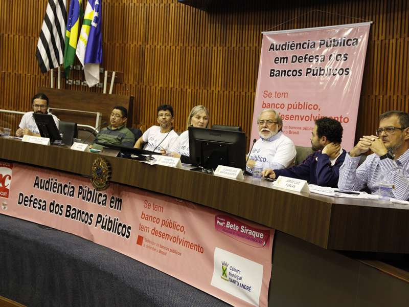 Audiência pública em defesa dos bancos públicos na Câmara Municipal de Santo André/SP. Brasil_19_09_2017. Fotos Dino Santos.