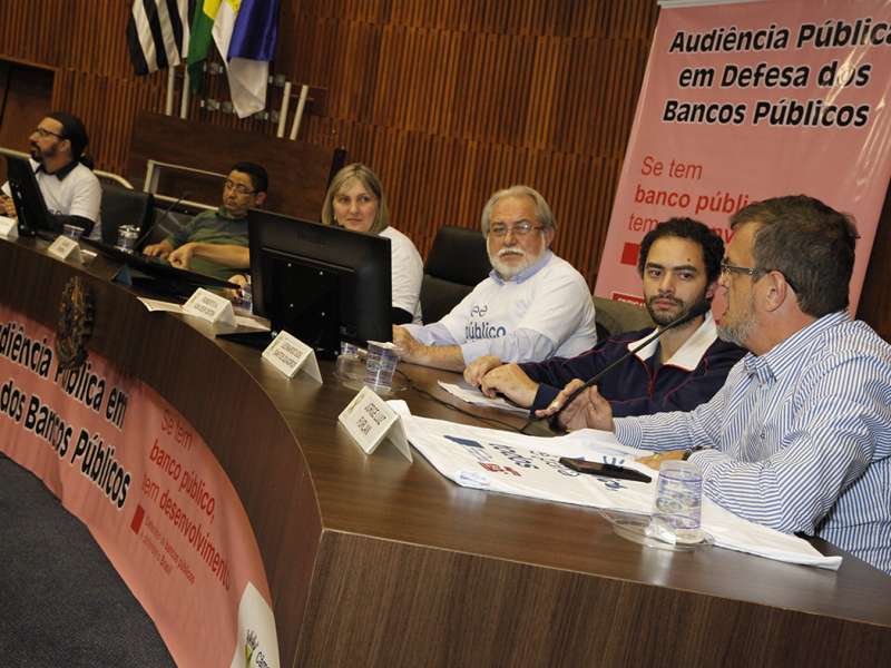 Audiência pública em defesa dos bancos públicos na Câmara Municipal de Santo André/SP. Brasil_19_09_2017. Fotos Dino Santos.