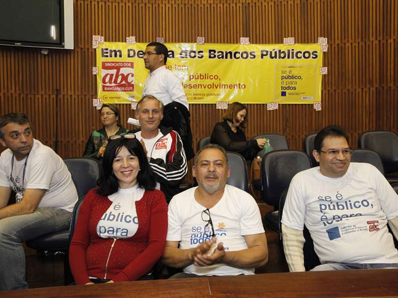 Audiência pública em defesa dos bancos públicos na Câmara Municipal de Santo André/SP. Brasil_19_09_2017. Fotos Dino Santos.