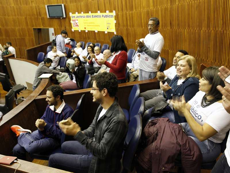 Audiência pública em defesa dos bancos públicos na Câmara Municipal de Santo André/SP. Brasil_19_09_2017. Fotos Dino Santos.