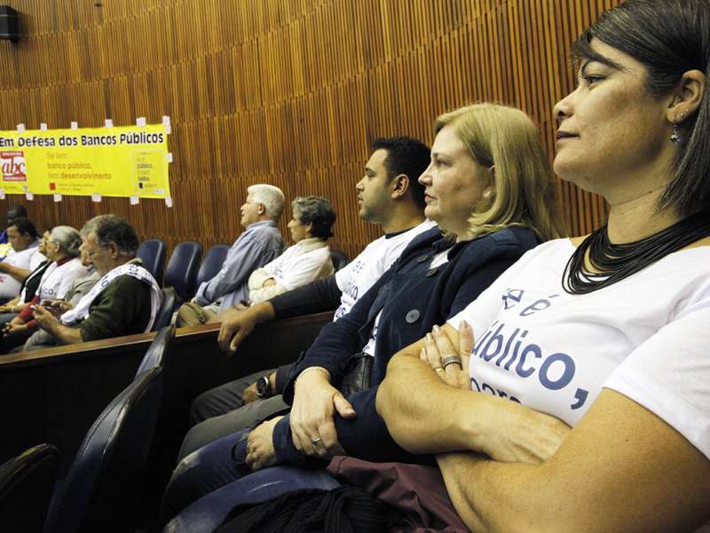 Audiência pública em defesa dos bancos públicos na Câmara Municipal de Santo André/SP. Brasil_19_09_2017. Fotos Dino Santos.