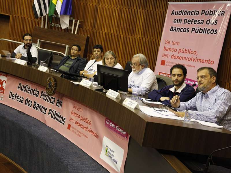 Audiência pública em defesa dos bancos públicos na Câmara Municipal de Santo André/SP. Brasil_19_09_2017. Fotos Dino Santos.