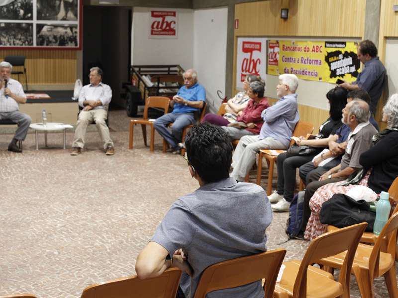 Ciclo de debate o papel do Estado na economia realizado no Centro de formação dos Bancários do ABC. Rua Xavier de Toledo, 268 - Centro de Santo André/SP. Brasil_26_09_2017. Fotos Dino Santos.