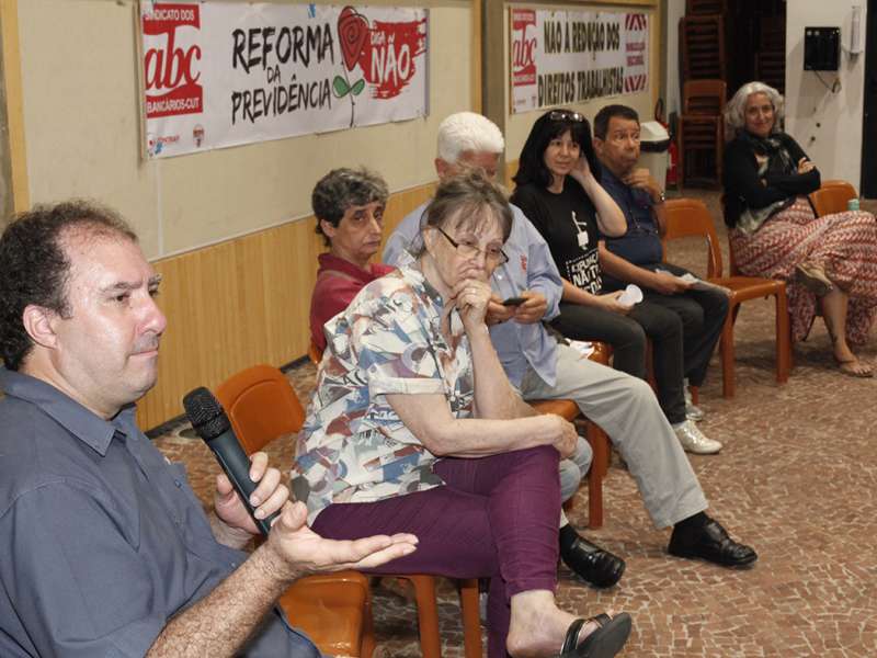 Ciclo de debate o papel do Estado na economia realizado no Centro de formação dos Bancários do ABC. Rua Xavier de Toledo, 268 - Centro de Santo André/SP. Brasil_26_09_2017. Fotos Dino Santos.