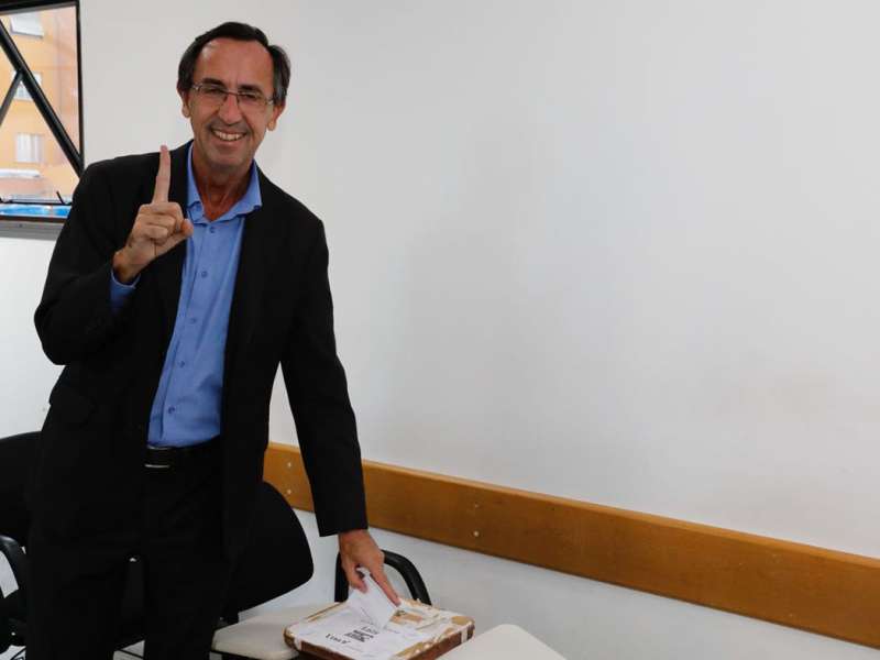 d1ca6084-e8ed-4b80-ba9d-d307928def33