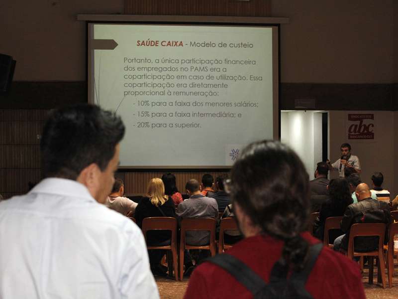 Debate sobre Saúde Caixa com Plínio Pavão (membro do GT Saúde Caixa) no Centro de Formação dos Bancários do ABC. Rua Xavier de Toledo, 268 - Centro de Santo André/SP. Brasil_26_09_2017. Fotos Dino Santos.
