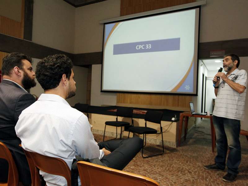 Debate sobre Saúde Caixa com Plínio Pavão (membro do GT Saúde Caixa) no Centro de Formação dos Bancários do ABC. Rua Xavier de Toledo, 268 - Centro de Santo André/SP. Brasil_26_09_2017. Fotos Dino Santos.