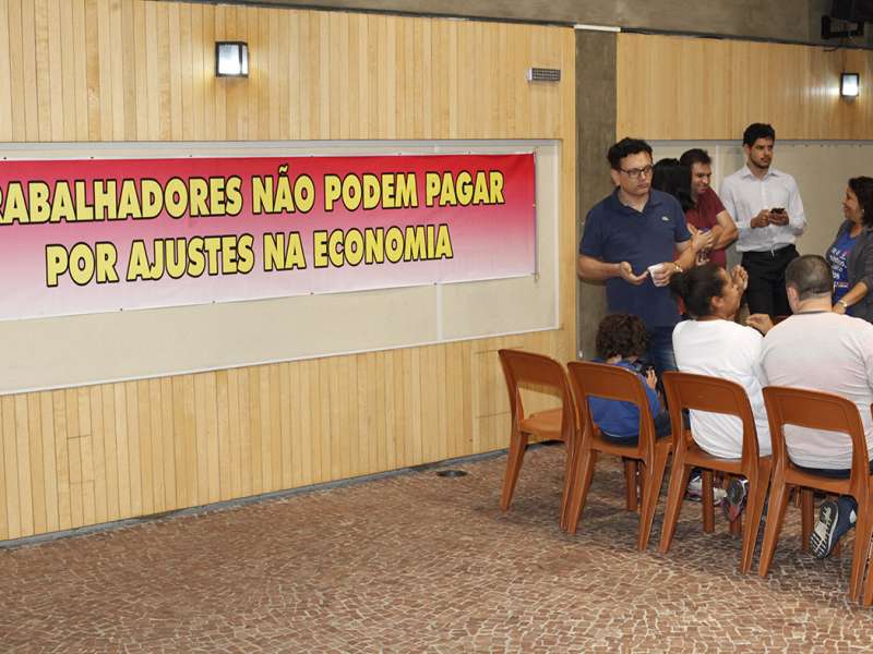 Debate sobre Saúde Caixa com Plínio Pavão (membro do GT Saúde Caixa) no Centro de Formação dos Bancários do ABC. Rua Xavier de Toledo, 268 - Centro de Santo André/SP. Brasil_26_09_2017. Fotos Dino Santos.