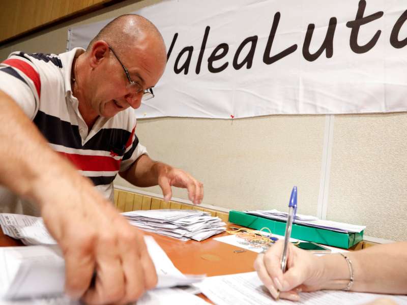 e1f03ada-b657-4f68-a973-f5cb624b00ed