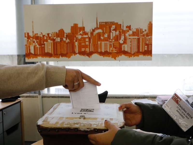 f021cf49-b268-439b-b924-3082e4cac19c