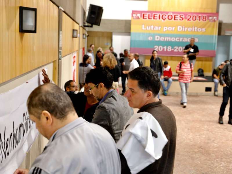 f15a9f76-c063-4842-ab4b-41073c4db428