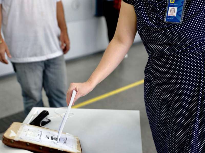 fb326fec-d2d3-4215-a1b9-c6e3a518e4da