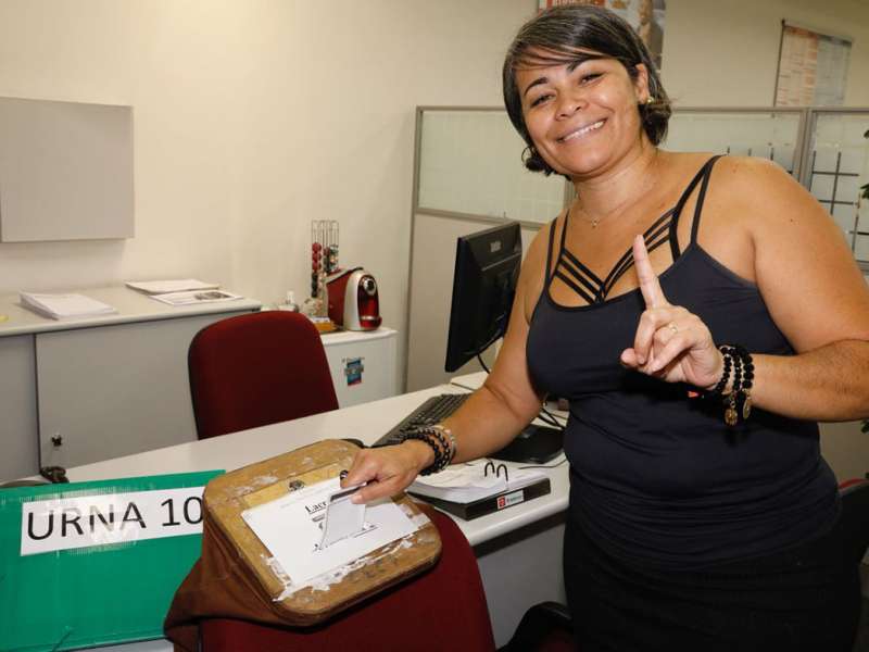 fe68e11a-ffc9-4017-865b-5c955d84802b