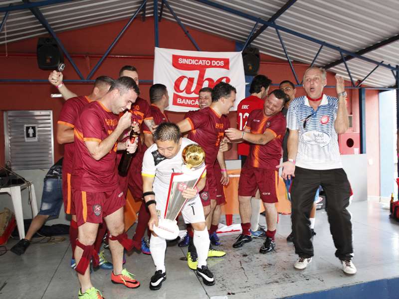 Final do campeonato de Futebol Society dos Bancários do ABC realizado no Top Spin & Big Ball. Avenida  Piraporinha, 414 - Planalto - São Bernardo/SP. Brasi_28_10_2017. Fotos Dino Santos.