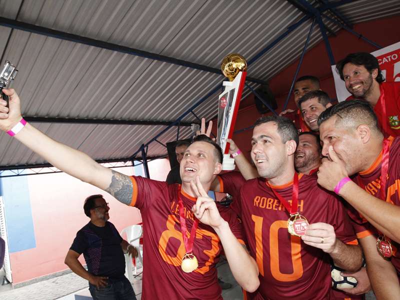 Final do campeonato de Futebol Society dos Bancários do ABC realizado no Top Spin & Big Ball. Avenida  Piraporinha, 414 - Planalto - São Bernardo/SP. Brasi_28_10_2017. Fotos Dino Santos.